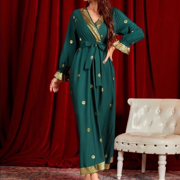 Front belted Maxi dress - Picture 6 of 6